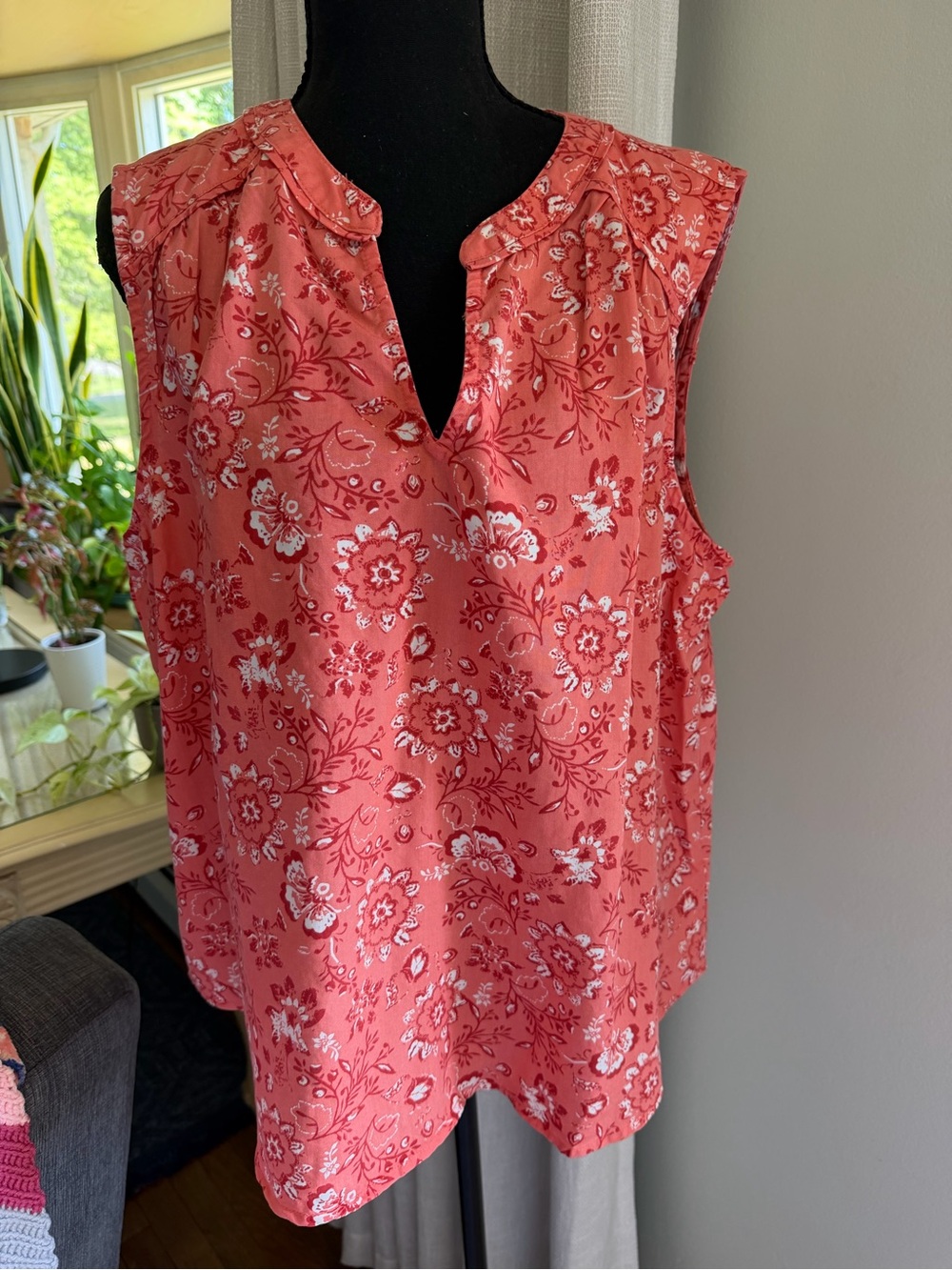 Fever Coral Pink Floral Sleeveless V-Neck Blouse